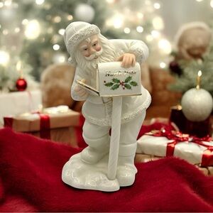 NEW Vtg 2007 Lenox ‘Santa Last Minute Lists’ Porcelain Figurine w/Giftbox